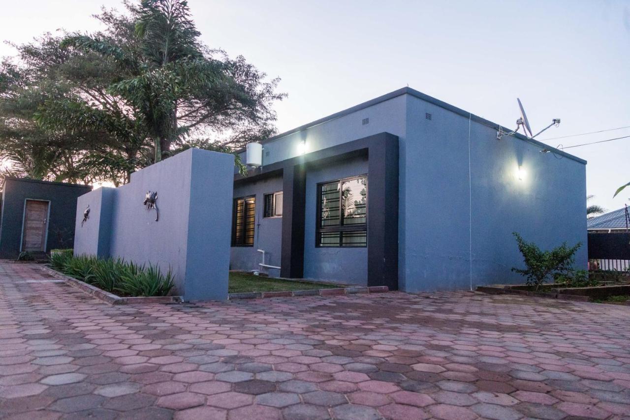 Blue Agave F1 Apartamento Lusaka Exterior foto