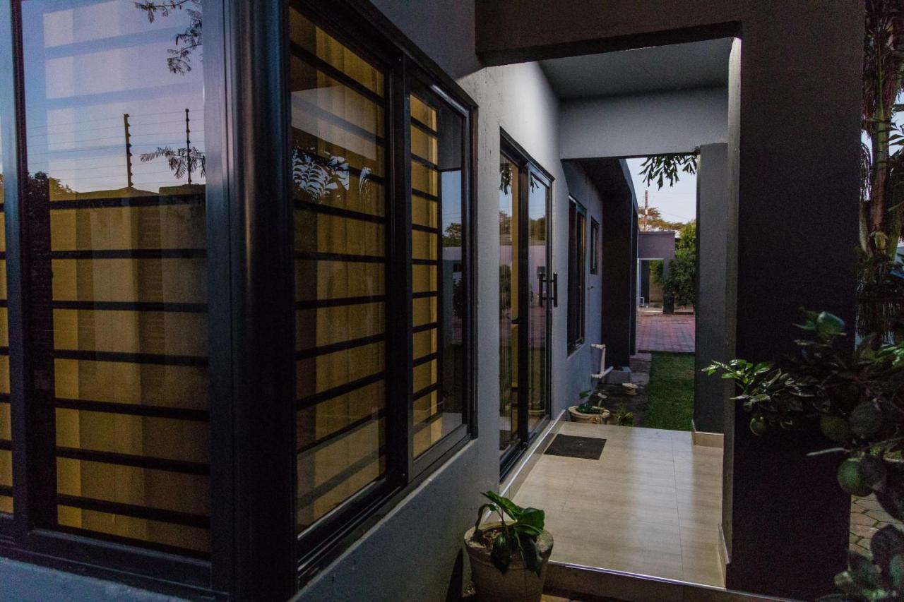 Blue Agave F1 Apartamento Lusaka Exterior foto